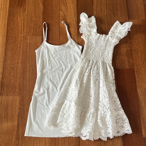 Hill House Collectors White Lace dress with slip - Picture 7 of 7